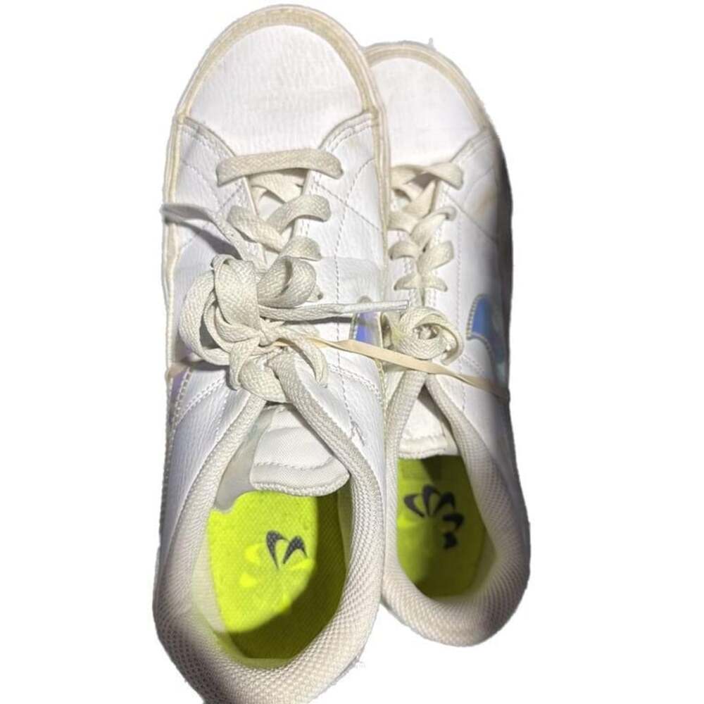 Nike Court Royale 2 Low White Casual Shoes Sneakers Women's Size 8